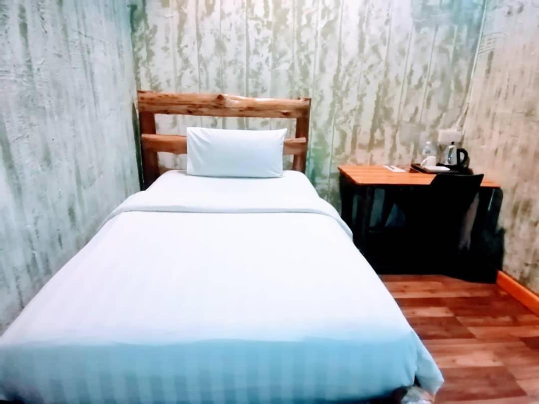 900 Inn Bintulu Exterior photo