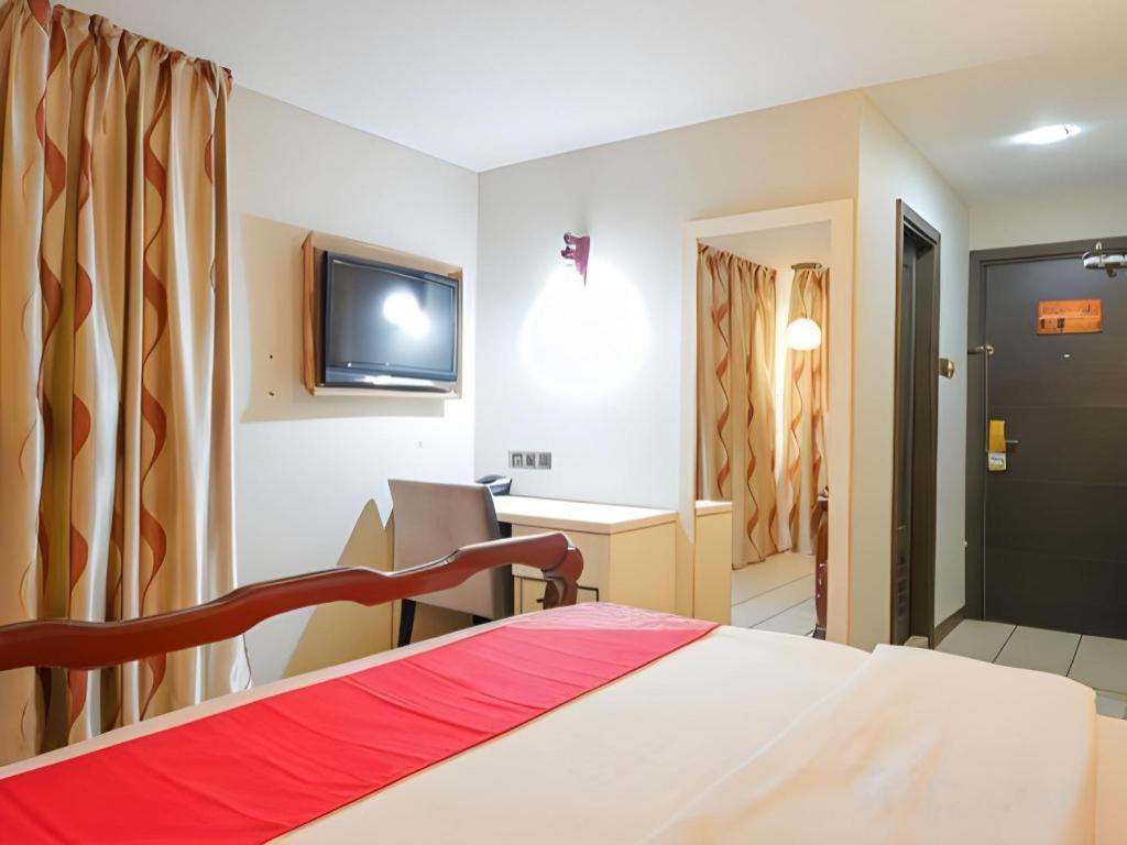 900 Inn Bintulu Exterior photo